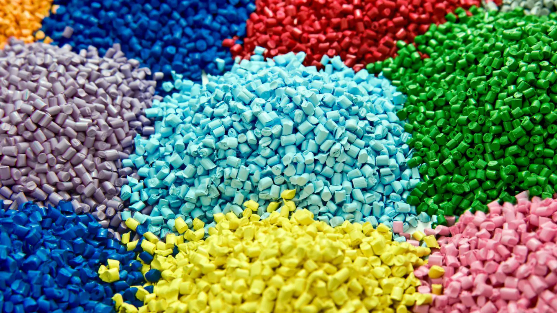 Quality Plastic Raw Materials for Manufacturing